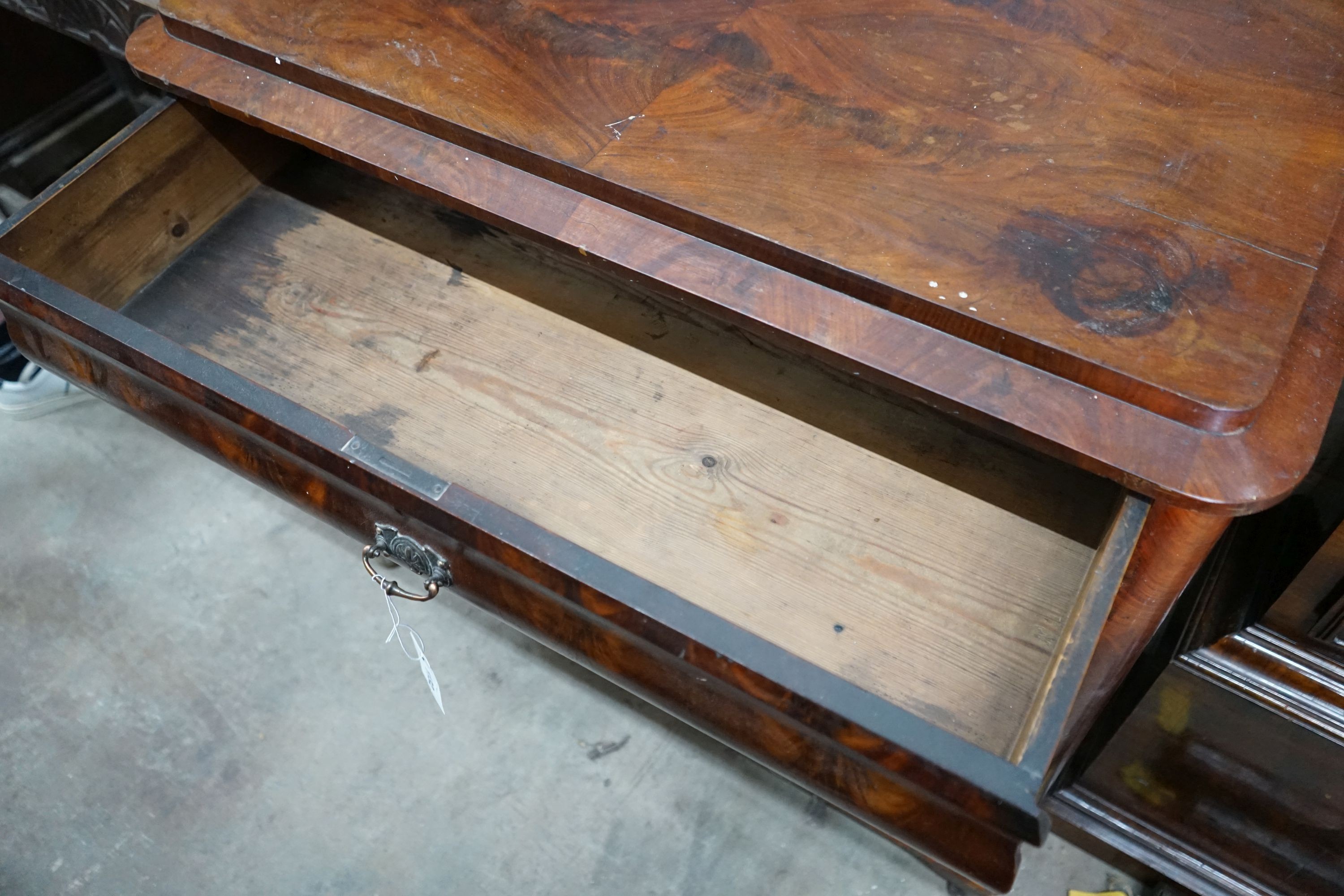 A 19th century French mahogany commode, width 94cm, depth 50cm, height 86cm